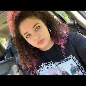 Meet your Posher, Alexxus